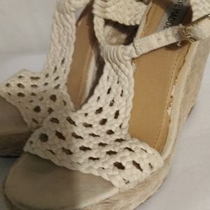 Wedge shoes